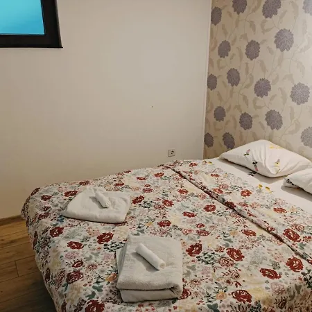 New Vibe At Romana Square Apartment Bucharest